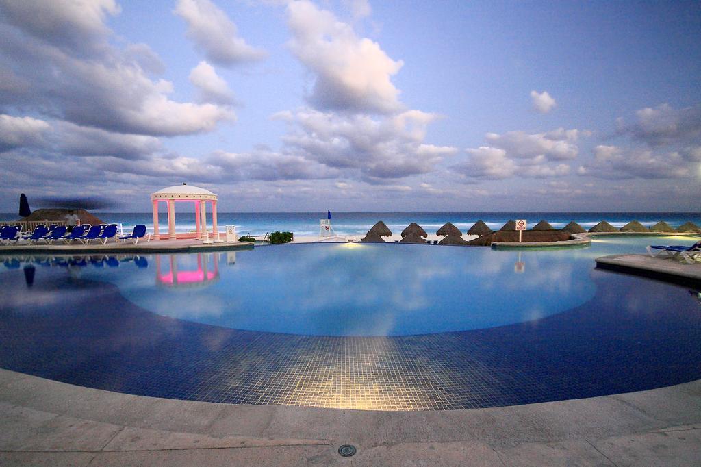 Golden Parnassus Resort & Spa (Adults Only) Cancún Exterior foto
