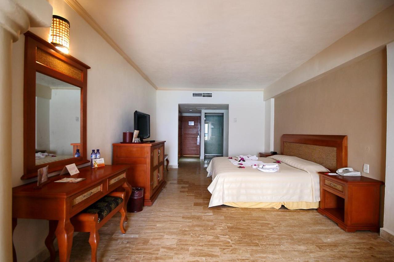 Golden Parnassus Resort & Spa (Adults Only) Cancún Zimmer foto
